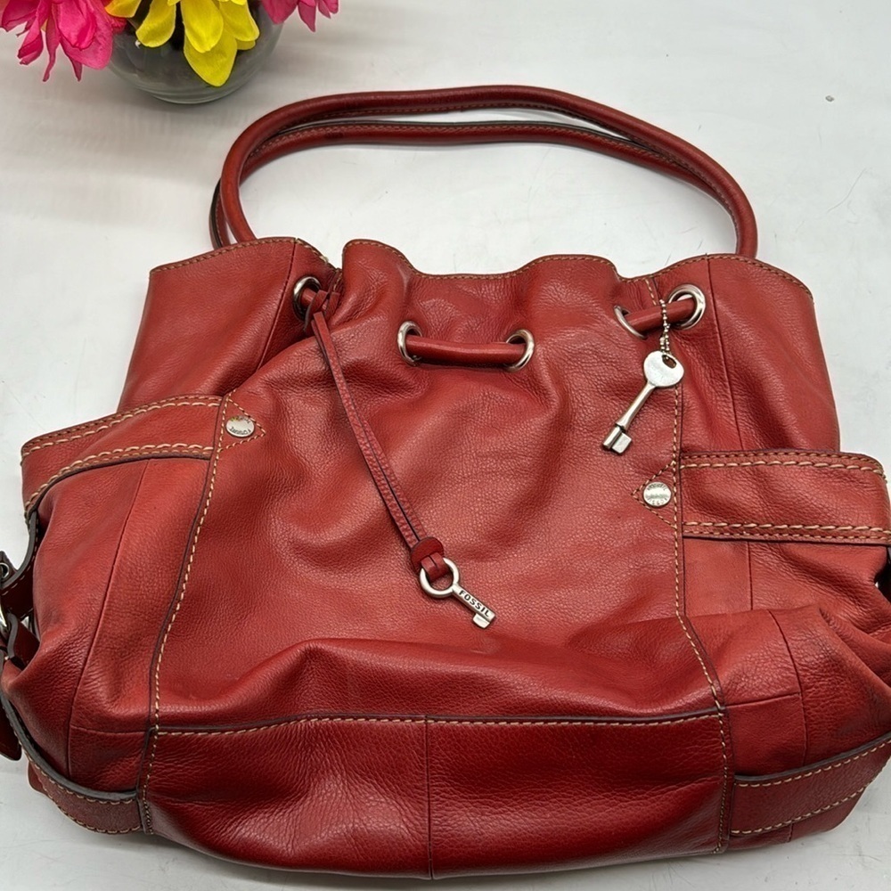 Fossil Vingage Red Leather Shoulder bag FP5190